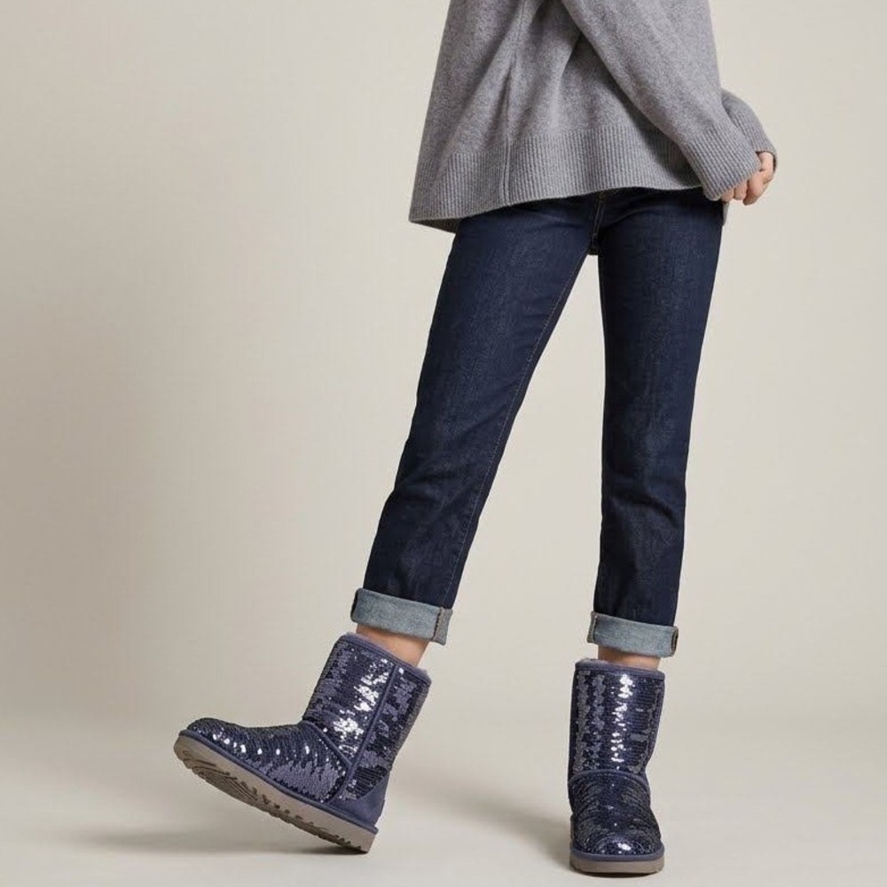 UGG Classic Short Sparkle Blue Sequin Boots Womens 8 Metallic 1003598